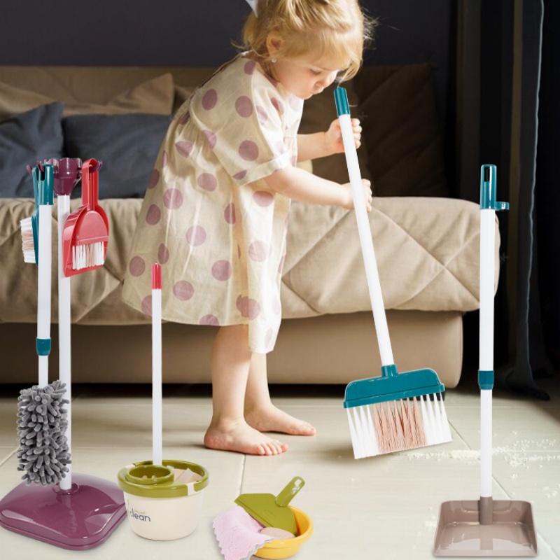 Kids Outdoor Broom - キッズ模擬ライフクリーニングおもちゃ子供用ごっこ遊びクリーニングセットと衛生シミュレーションほうき掃除機ツールおもちゃ