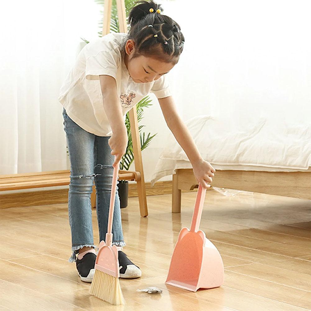 子供用おままごとおもちゃ ミニほうきとちりとり 面白いお掃除 - Kids Outdoor Broom のレビューと価格