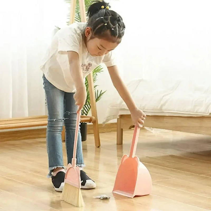 ミニ子供用ほうきとちりとり、漫画猫の柔軟な毛先、子供向けごっ - Kids Outdoor Broom のレビューと価格