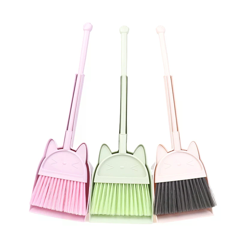1セット漫画風フレキシブル毛先キッズごっこ遊び幼児用室内屋外 - Kids Outdoor Broom のレビューと価格
